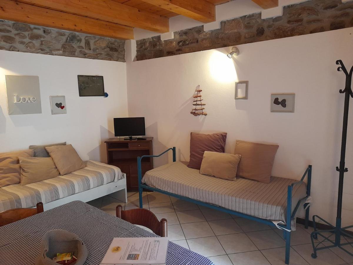 A Casa Di Sole Apartment Brovello-Carpugnino Exterior photo