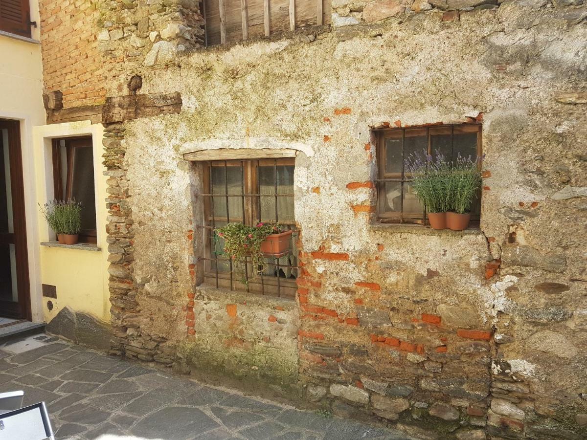 A Casa Di Sole Apartment Brovello-Carpugnino Exterior photo