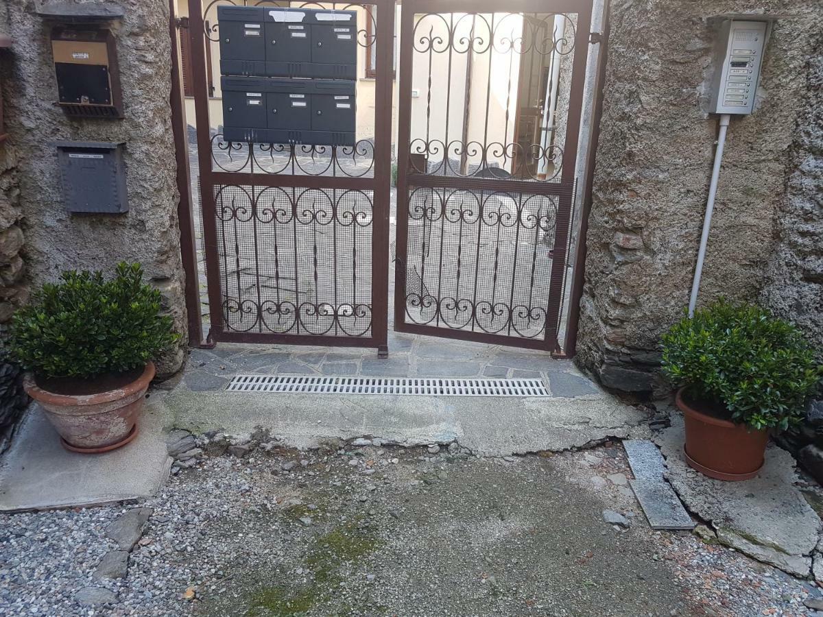 A Casa Di Sole Apartment Brovello-Carpugnino Exterior photo